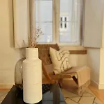 Apartment In Mouraria