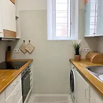 Appartement In Mouraria *