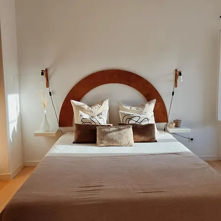 Апартаменти In Mouraria *